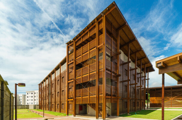 Mixtura completes the uniquely contextual convent of the Franciscan Fraternity of Bethany in Brazil