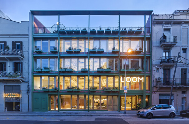 Daniel Modòl urbanism+architecture repurposes a former hardware store into a state-of-the-art co-working concept